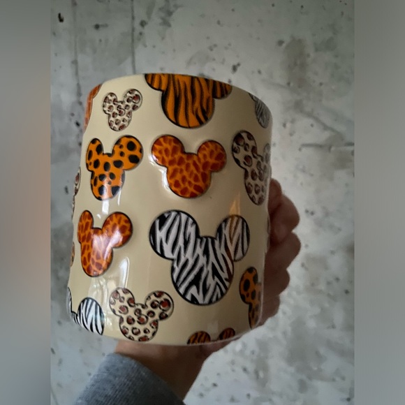 Walt Disney World Animal Kingdom Safari 3D Mickey Mouse Pattern Ceramic Mug Cup - Picture 4 of 9
